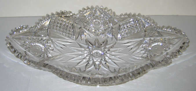 Appraisal: FINE AMERICAN CUT GLASS ICE CREAM DISH With all around