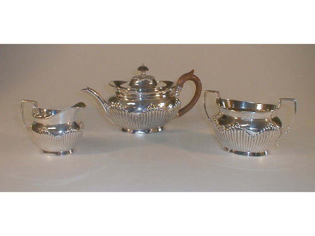 Appraisal: A Victorian silver tea service of oval semi lobed form