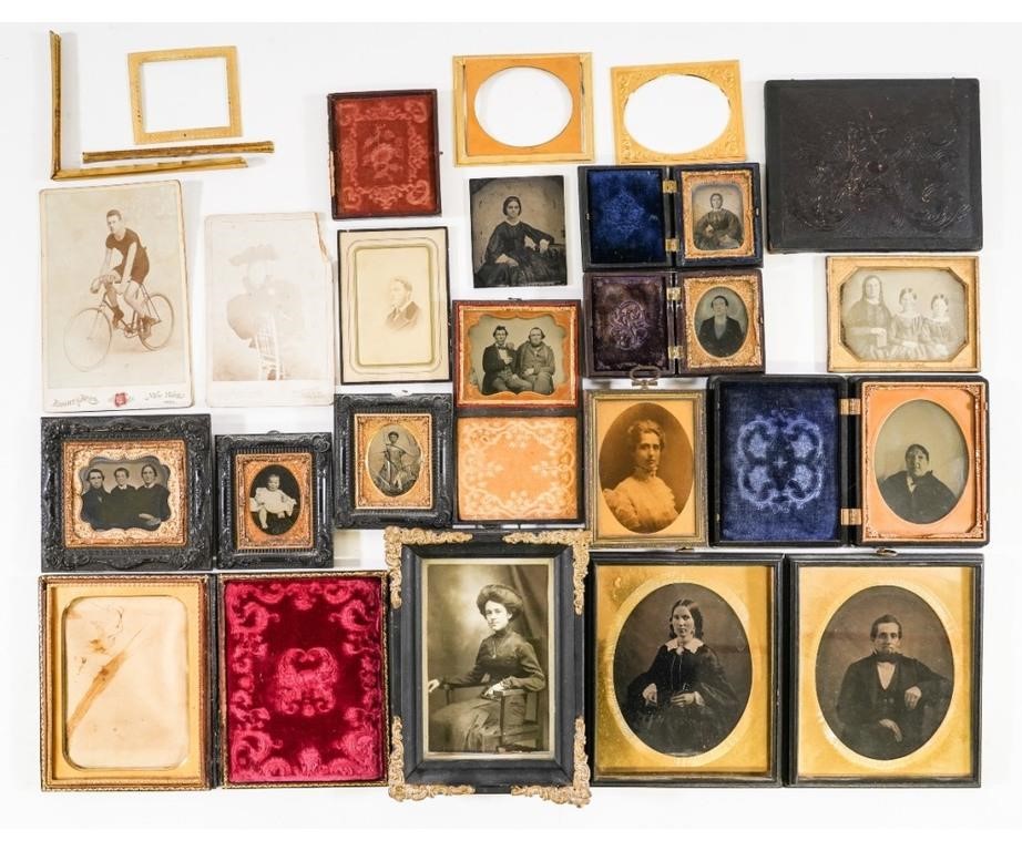 Appraisal: Collection of early photographs including a daguerreotype of a mother