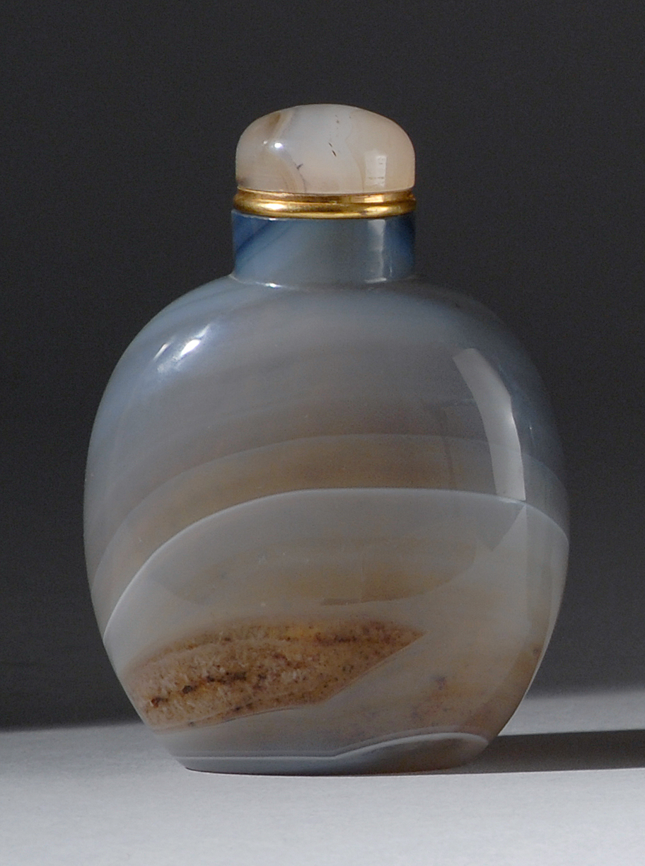 Appraisal: BANDED CHALCEDONY AGATE SNUFF BOTTLE Mid- th CenturyWell-hollowed in ovoid