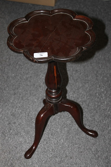 Appraisal: A MAHOGANY TRAY TOP SMALL WINE TABLE with feather inlaid