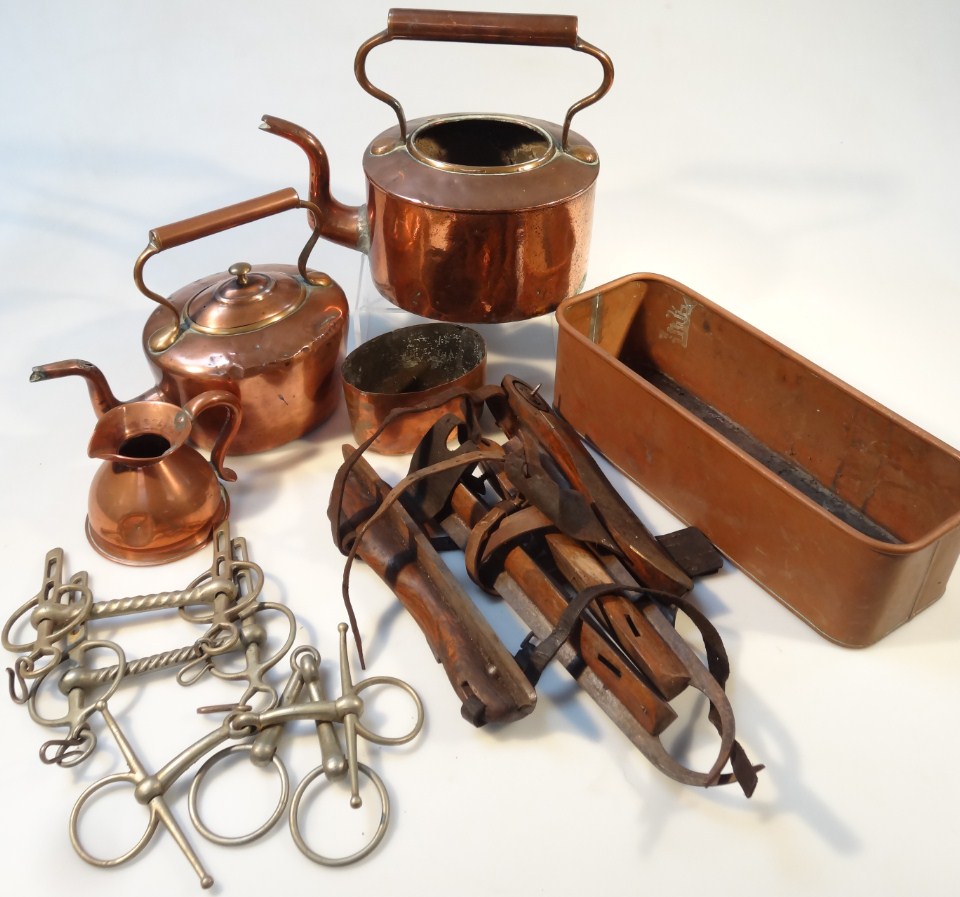 Appraisal: A collection of metalware bygones etc to include two copper