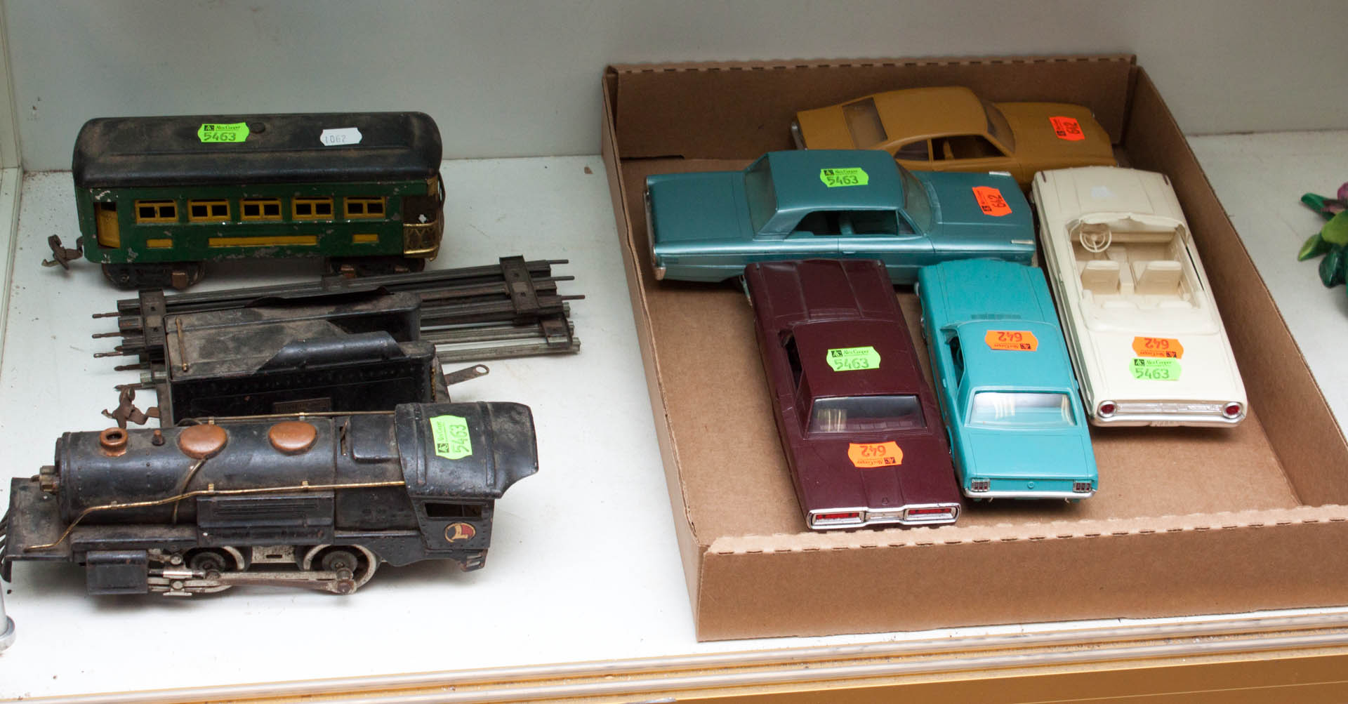 Appraisal: Three Lionel train cars five plastic promo cars