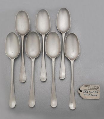 Appraisal: A set of seven George I Scottish dessert spoons Hanoverian