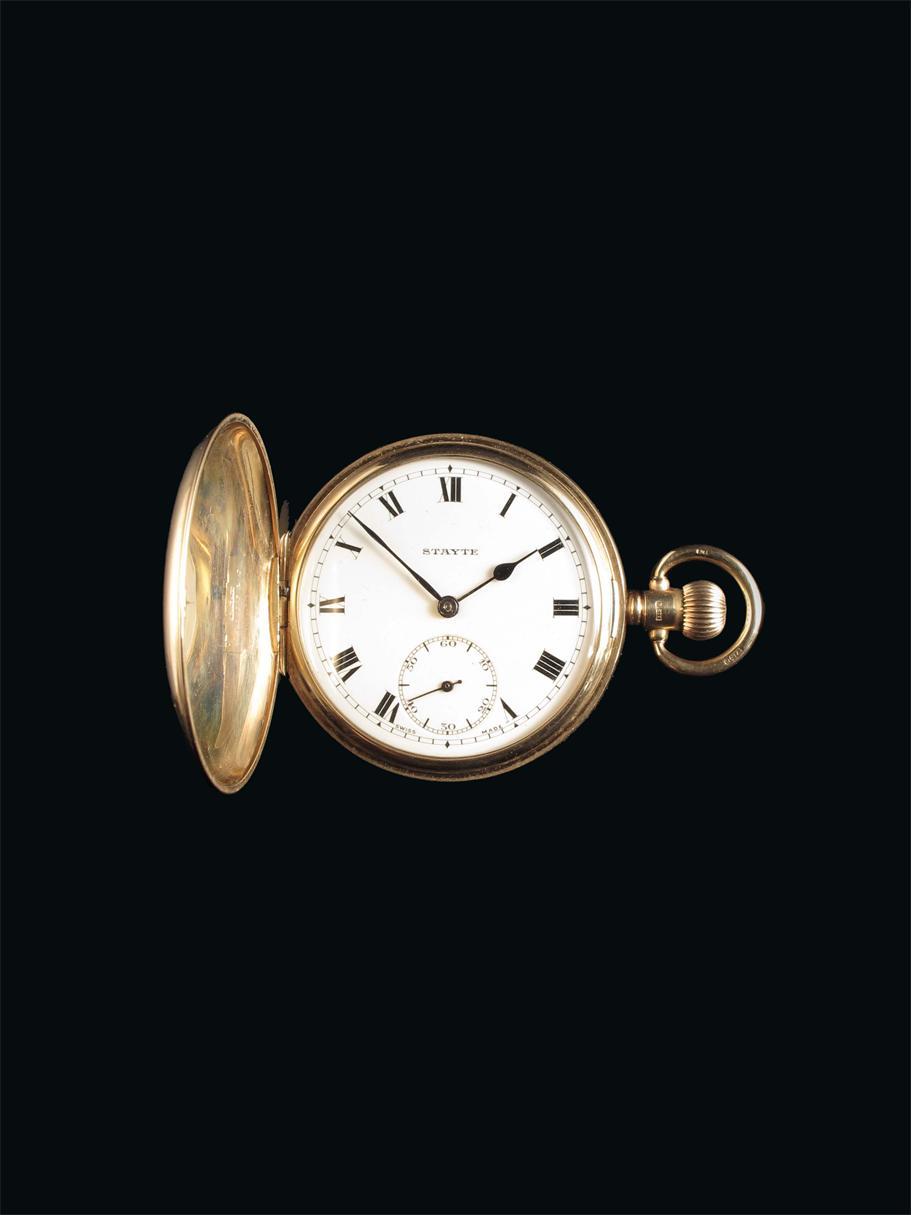 Appraisal: A ct gold hunting cased keyless lever watch