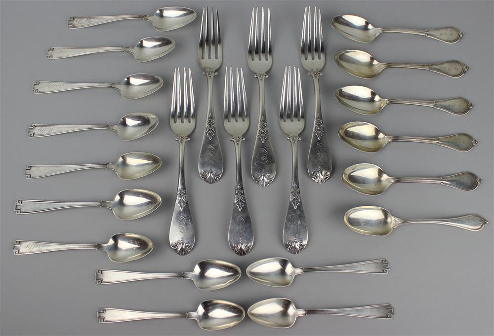 Appraisal: SIX AMERICAN SILVER DINNER FORKS SIX TEASPOONS BY GORHAM AND