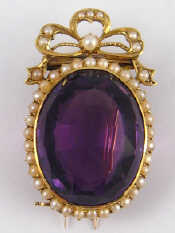 Appraisal: A fine antique carat gold amethyst and seed pearl brooch