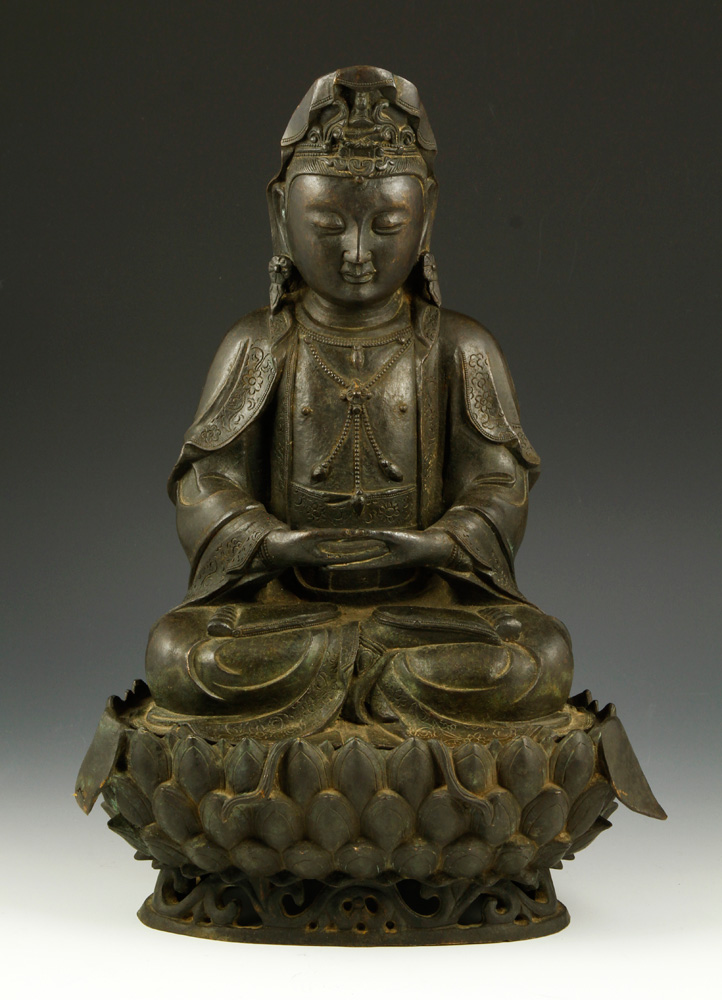 Appraisal: - Chinese Bronze Buddha Bronze figure of Buddha China Ming