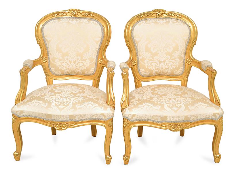 Appraisal: A FINE PAIR OF LOUIS XV STYLE GILT WOOD FRAMED