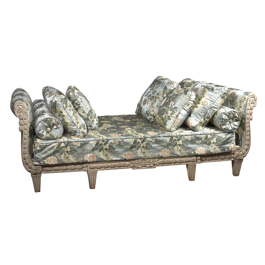 Appraisal: Louis XVI Style Gray Painted Daybed th Century The frame