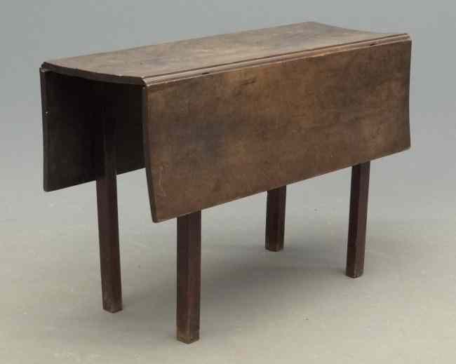 Appraisal: th c Chippendale square leg dropleaf table in old surface