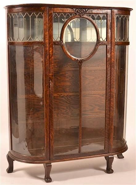 Appraisal: Quarter Sawn Oak Bow Front China Cabinet Quarter Sawn Oak