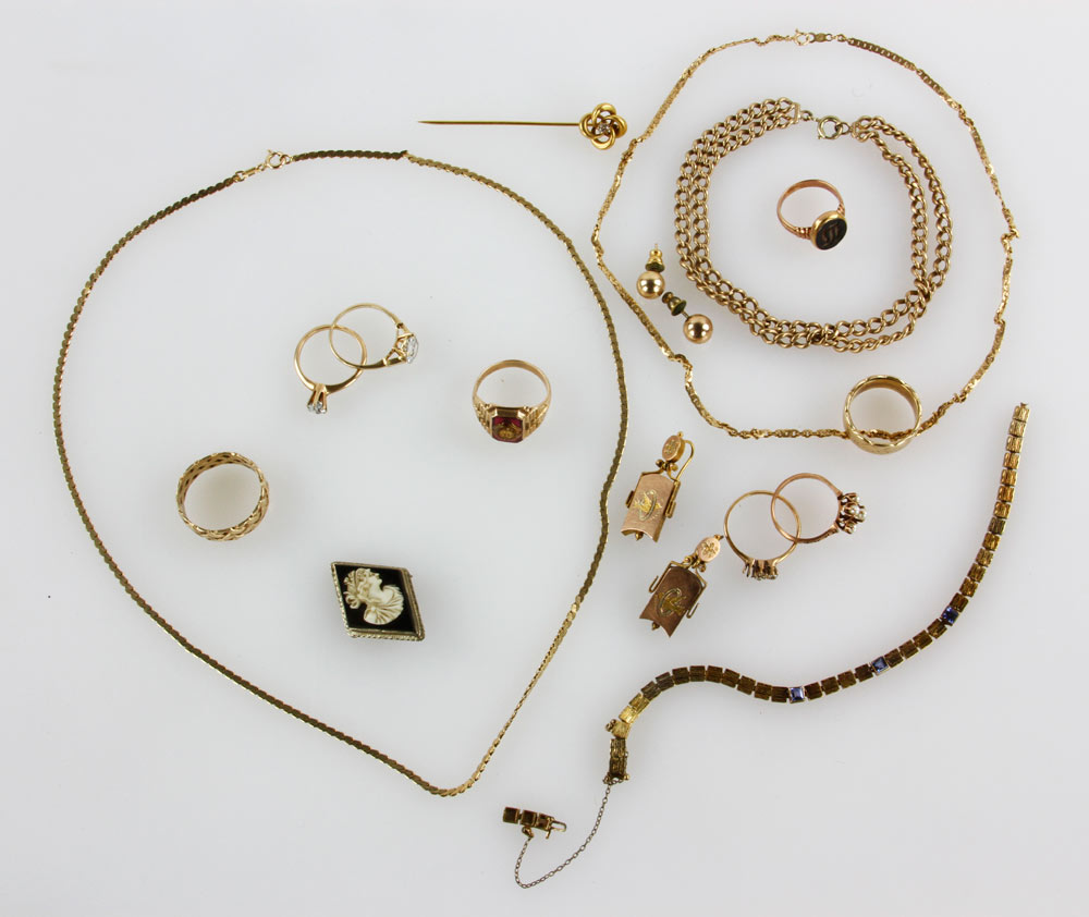 Appraisal: - Lot of Yellow Gold Jewelry Lot of yellow gold