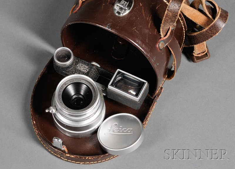 Appraisal: Ernst Leitz Summicron f Lens No range finder and leather