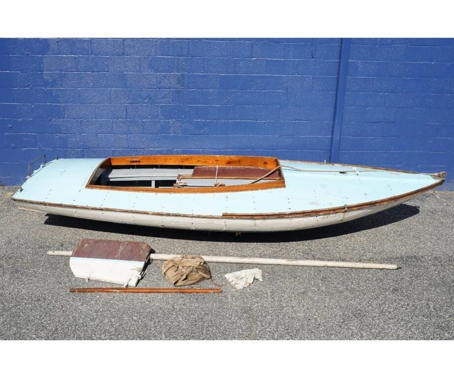 Appraisal: Sneakbox sailing boat circa built by Perrine of Barnegat NJ