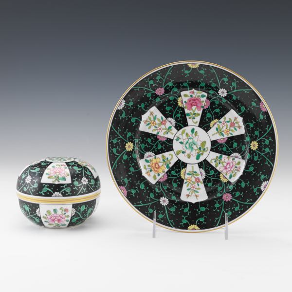 Appraisal: HEREND LIDDED DISH AND UNDERPLATE BLACK DYNASTY PATTERN Round lidded