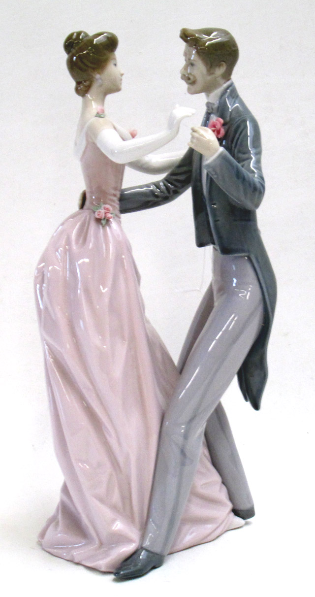 Appraisal: LLADRO PORCELAIN FIGURINE Anniversary Waltz Antonio Ballester sculptor issued retired