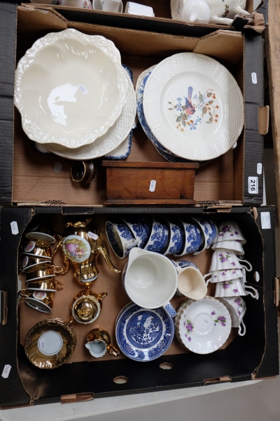 Appraisal: A mixed collection of items to include Royal Stuart cups