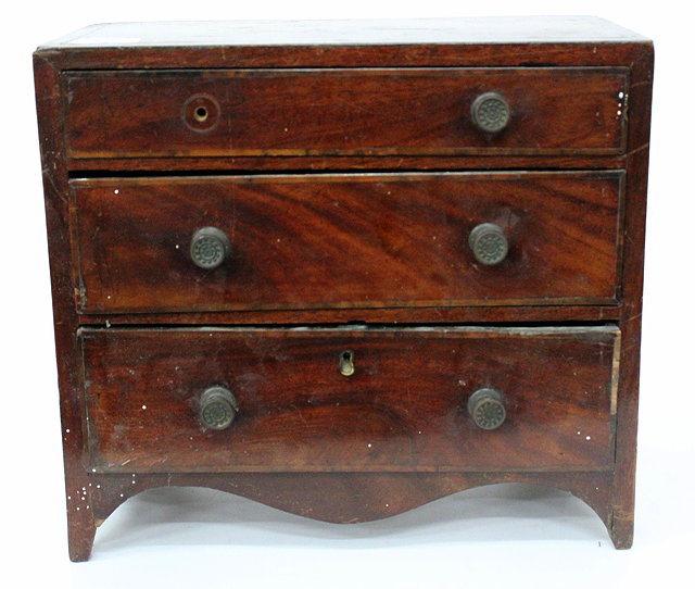 Appraisal: A TH CENTURY MAHOGANY APPRENTICE CHEST OF THREE GRADUATED LONG