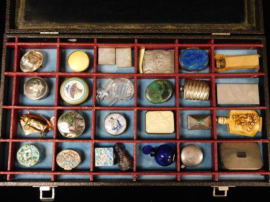 Appraisal: Collection of perfume snuff and pill boxes pieces including Mexican