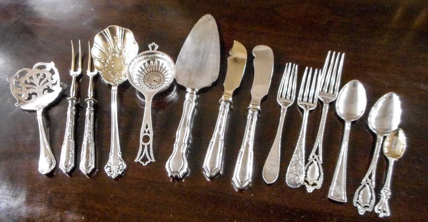 Appraisal: FOURTEEN ASSORTED SILVER FLATWARE sterling silver pieces of various makers