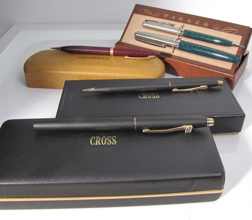 Appraisal: Vintage pens and pencils in boxes including Parker fountain pen