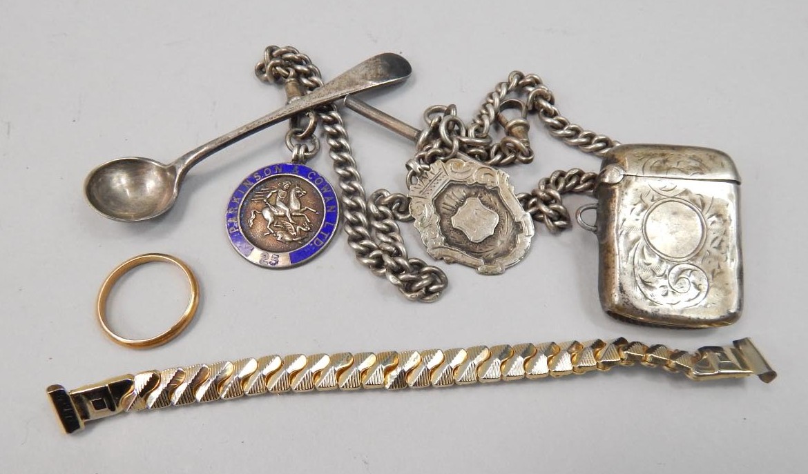 Appraisal: Various items of small silver to include a watch chain