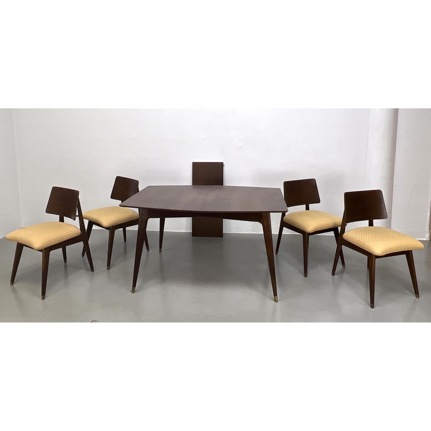 Appraisal: American Modern Dining Set Table an Chairs Dimensions H inches