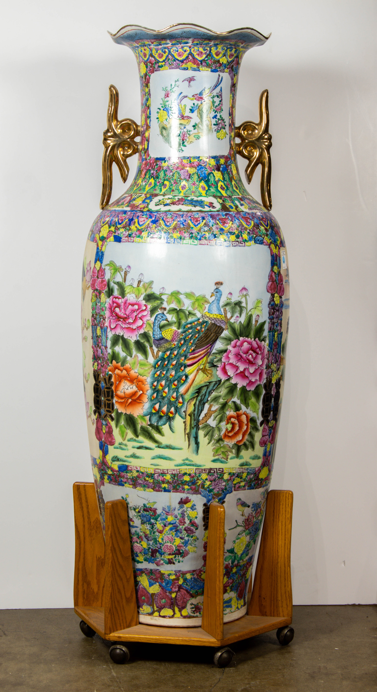 Appraisal: MASSIVE CHINESE FAMILLE ROSE VASE Massive Chinese famille rose vase