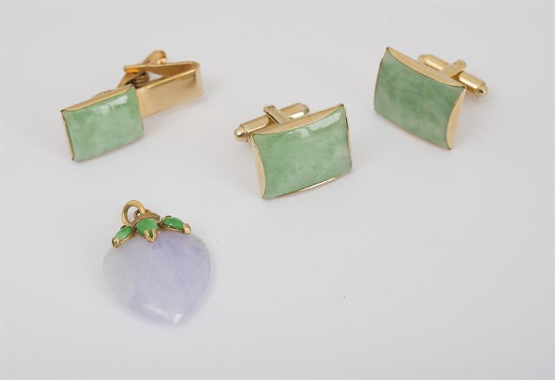 Appraisal: Yellow Metal and Jade Cufflinks and Tie Clip together with