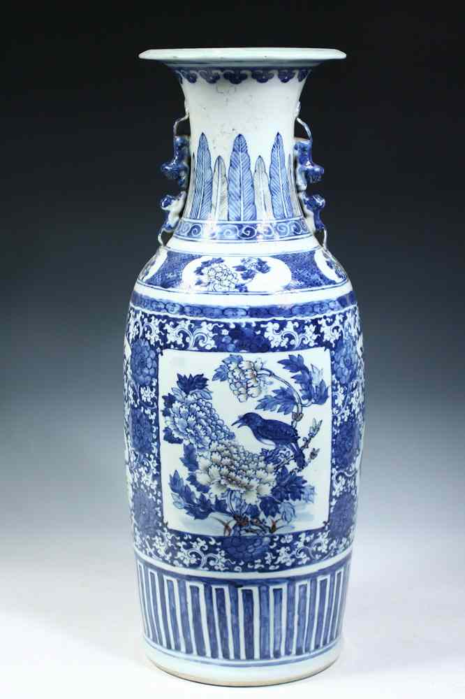 Appraisal: CHINESE PORCELAIN VASE - Tung Chih Baluster Floor Vase decorated