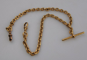 Appraisal: ct yellow gold cable style double Albert with two swivels