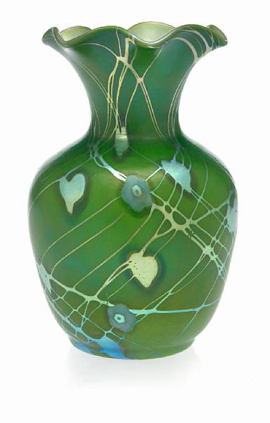 Appraisal: A Steuben decorated green Aurene glass small vase shape circa