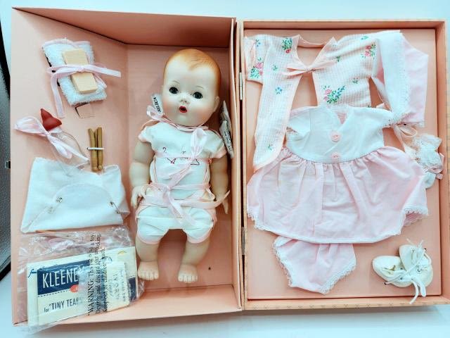 Appraisal: Tiny Tears Doll in Suitcase Appears never to have been