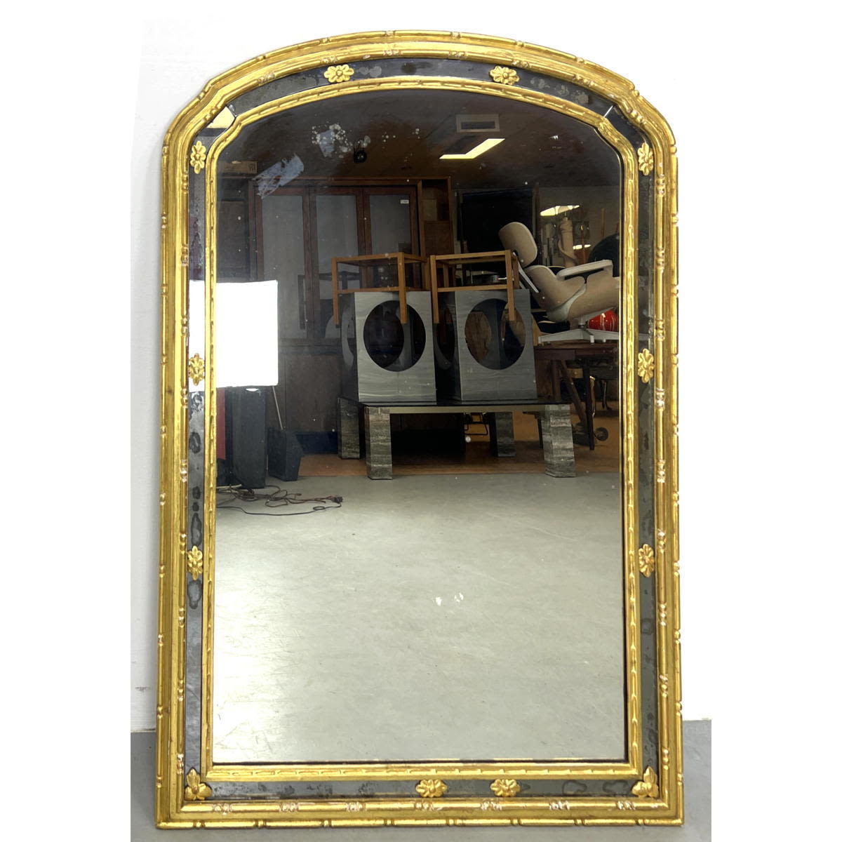 Appraisal: Vintage Gilt Wood Framed Bowed Top Wall Mirror Gold rosettes