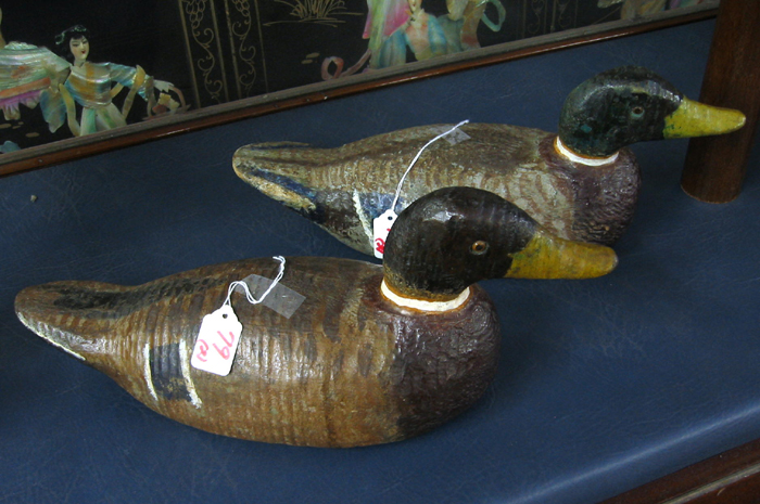 Appraisal: PAIR HAND HOLLOW CARVED AND PAINTED COLLECTIBLE DUCK DECOYS mallards