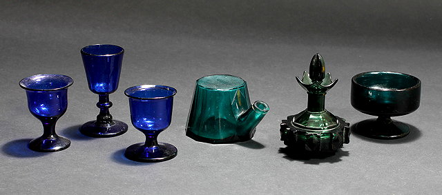 Appraisal: A TH CENTURY FACETED GREEN GLASS INKWELL cm high together