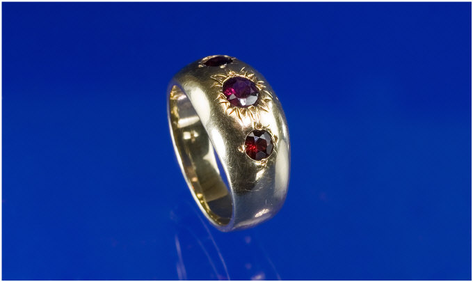 Appraisal: Gentleman's Stone Garnet Set Gypsy Ring