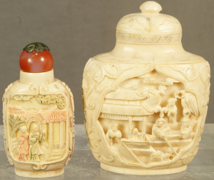 Appraisal: Lot of ivory Chinese snuff bottles - high large bottle