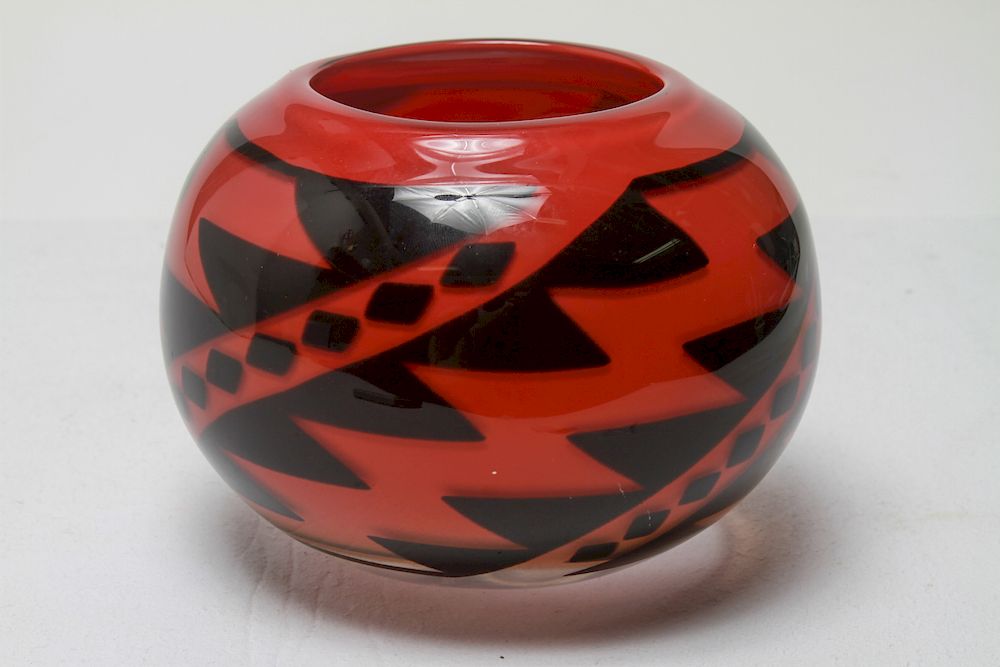 Appraisal: Leonard Dinardo Pomo-Manner Art Glass Bowl Leonard Dinardo Pomo-manner art