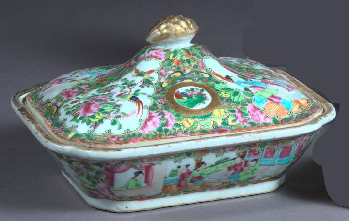 Appraisal: Chinese Export Rose Medallion Porcelain Covered Vegetable Tureen second quarter