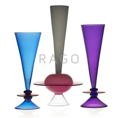 Appraisal: LINO TAGLIAPIETRA b THOMAS BUECHNER - Three blown glass goblets