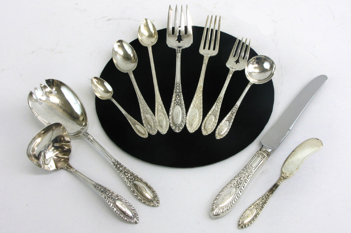 Appraisal: MANCHESTER SILVER CO STERLING FLATWARE SET pieces in the Gadroonette