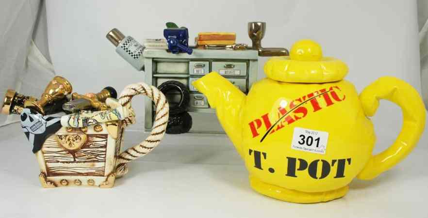 Appraisal: Paul Cardew Character Tea Pots comprising Plastic Tea Pot Woodwork