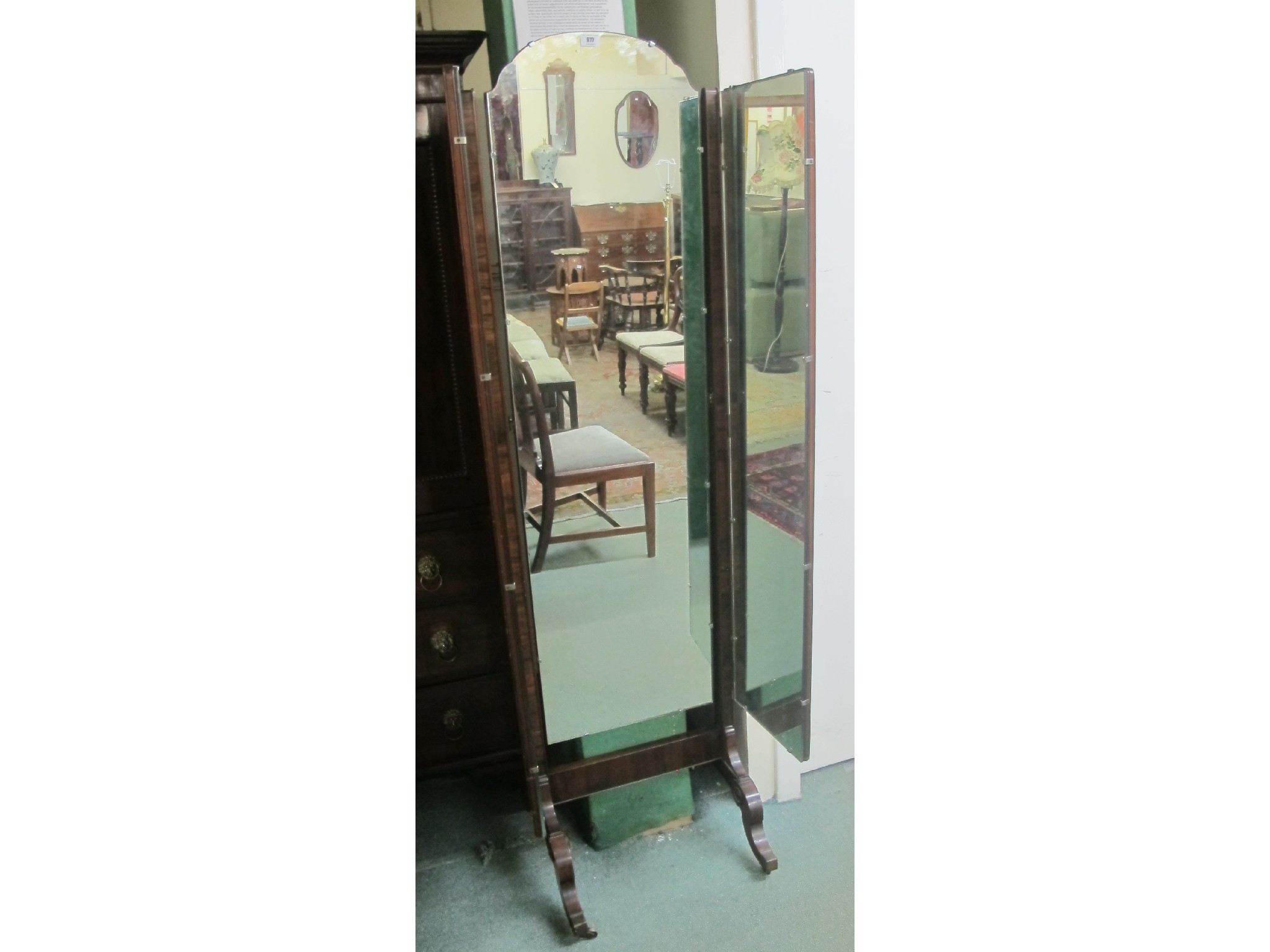 Appraisal: A full length mahogany framed dressing mirror