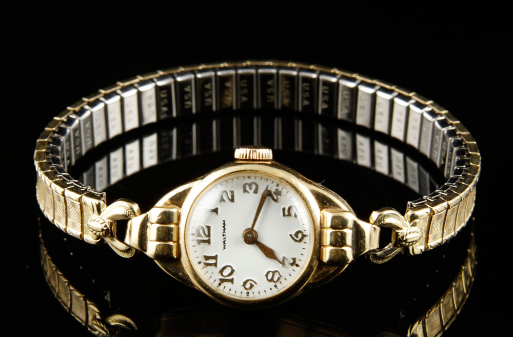 Appraisal: - K Yellow Gold Waltham Watch K yellow gold Waltham