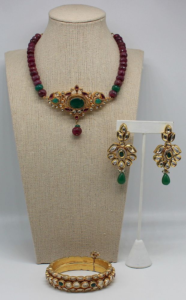 Appraisal: JEWELRY Mughal Style Pc Jewelry Suite Includes a pair of