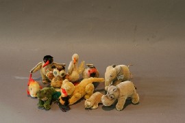 Appraisal: A collection of Steiff plush animals