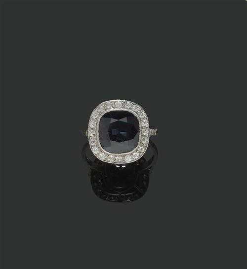 Appraisal: SAPPHIRE AND DIAMOND RING ca White gold Very decorative ring