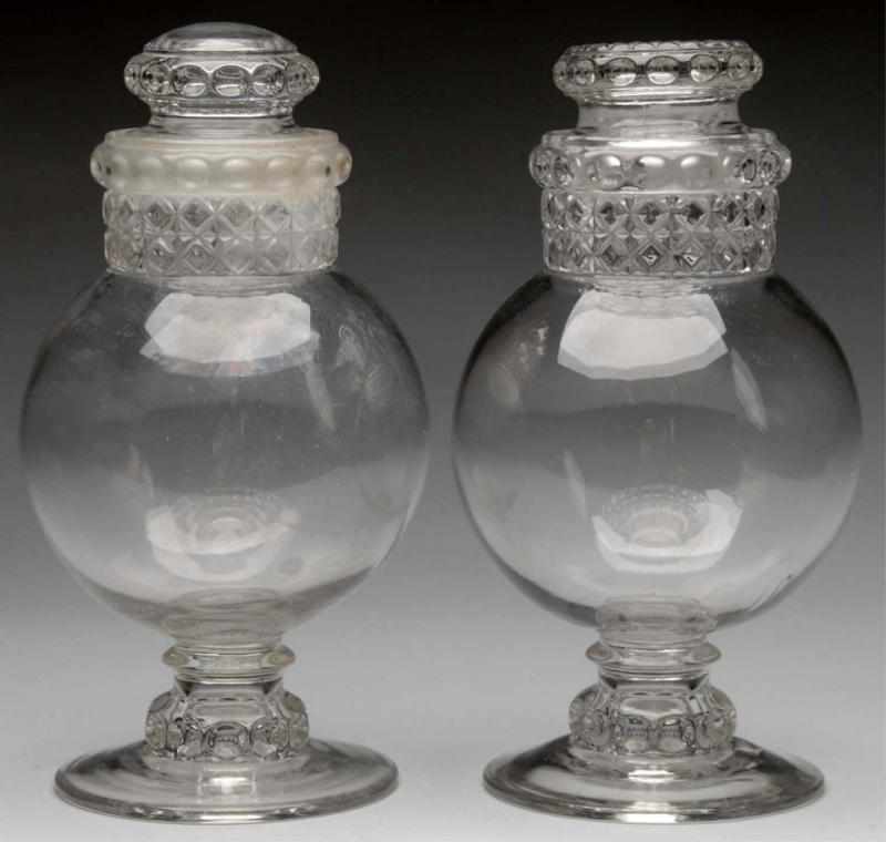 Appraisal: Lot of Dakota Globe Apothecary Candy Jars Description One circa